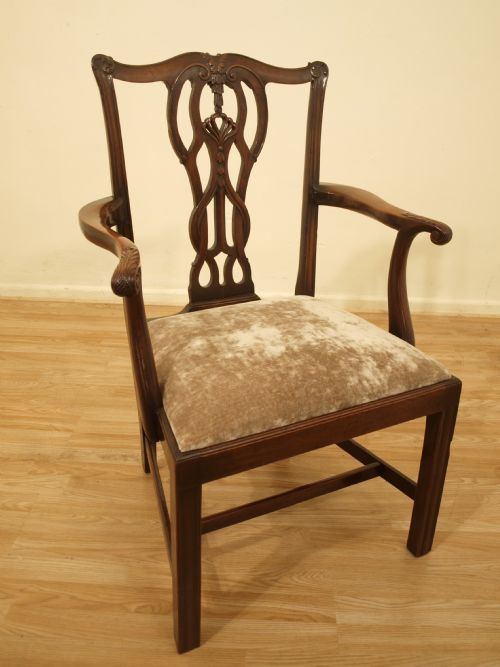 fig 1. A Good Set Of 8 Mahogany Chippendale Revival Edwardian Period Antique Dining Chairs