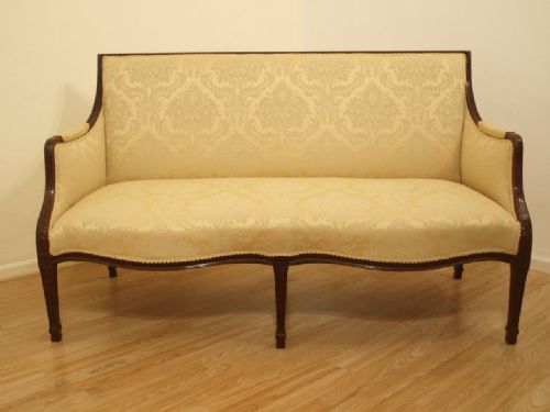 A Beautiful Mahogany George II Style Hepplewhite Designed Serpentine Sofa/settee