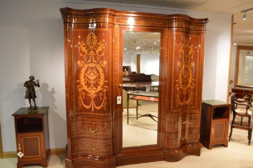 A Magnificent Fiddleback Mahogany Late Victorian Period Wardrobe by Edwards & Roberts