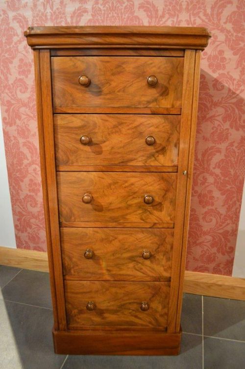 A Beautiful Walnut Victorian Period Walnut Antique Wellington Chest
