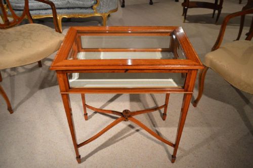 A Beautiful Satinwood Bevelled Glass Edwardian Period Bijouterie Table/cabinet