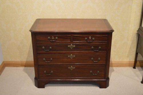 A Beautiful Small Mahogany George III Period Antique Chest of Drawers