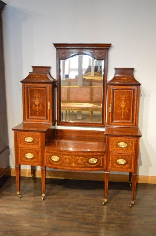 A Mahogany Inlaid Edwardian Period Antique Dressing Table