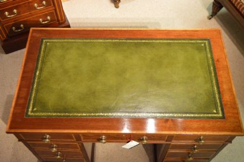 fig 1. A Beautiful Mahogany Inlaid Edwardian Period Antique Pedestal Desk