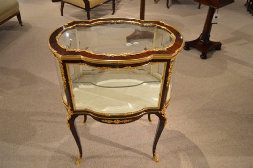 A Fine Quality Rosewood & Ormolu Mounted French Bijouterie Cabinet