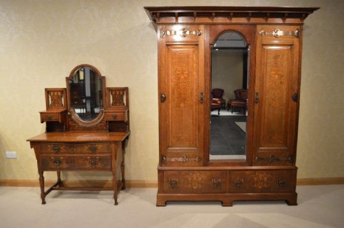 An Oak Arts & Crafts Period Wardrobe & Dressing Table by Shapland & Petter of Barnstaple