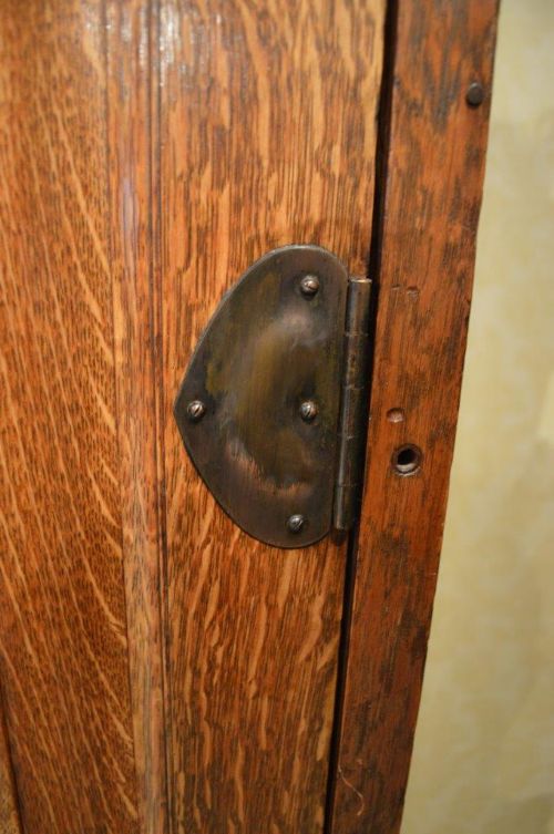 fig 1. An Oak Arts & Crafts Period Wardrobe & Dressing Table By Shapland & Petter Of Barnstaple