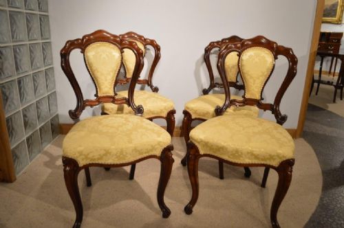 A Stunning Quality Set of 4 Rosewood Victorian Period Dining Chairs