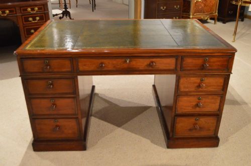 A Good Mahogany Victorian Period Antique Partners Desk