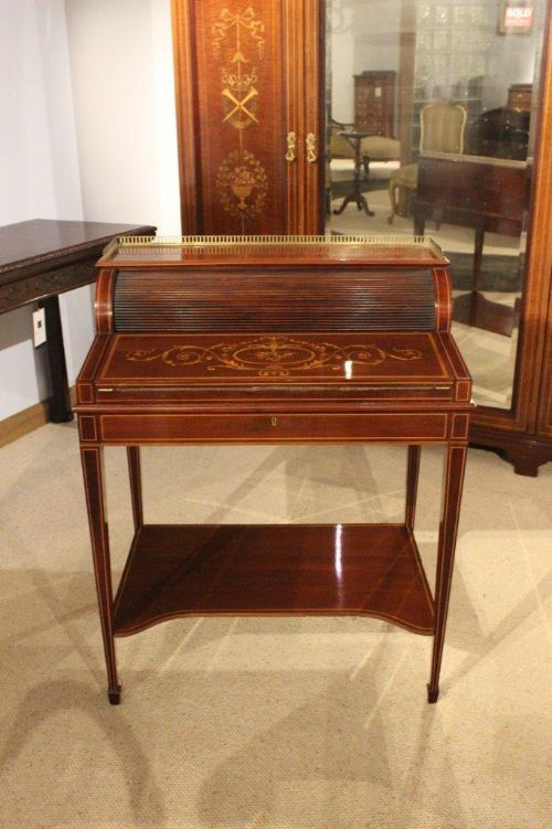 A Superb Quality Mahogany Late Victorian Writing Desk by Edwards & Roberts of London