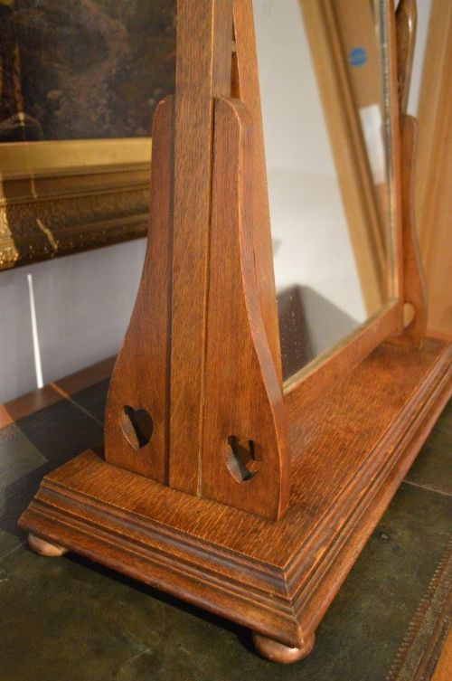 fig 1. A Large Scale Oak Arts & Crafts Period Dressing Mirror