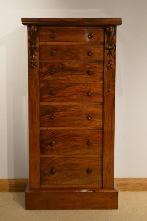 A Beautiful Figured Walnut Victorian Period Wellington Chest