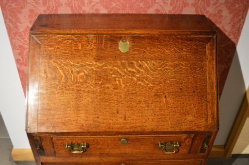 fig 1. A Small Scale Country Oak George III Period Bureau