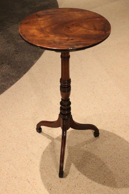 A Cuban Mahogany Georgian Period Wine Table