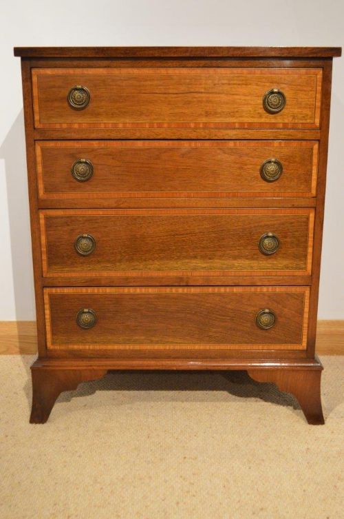 A Small Mahogany & Satinwood Banded Edwardian Period Antique Chest of Drawers