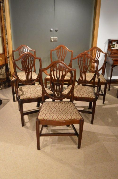 A Set of 6 Mahogany George III Period Hepplewhite Designed Dining Chairs
