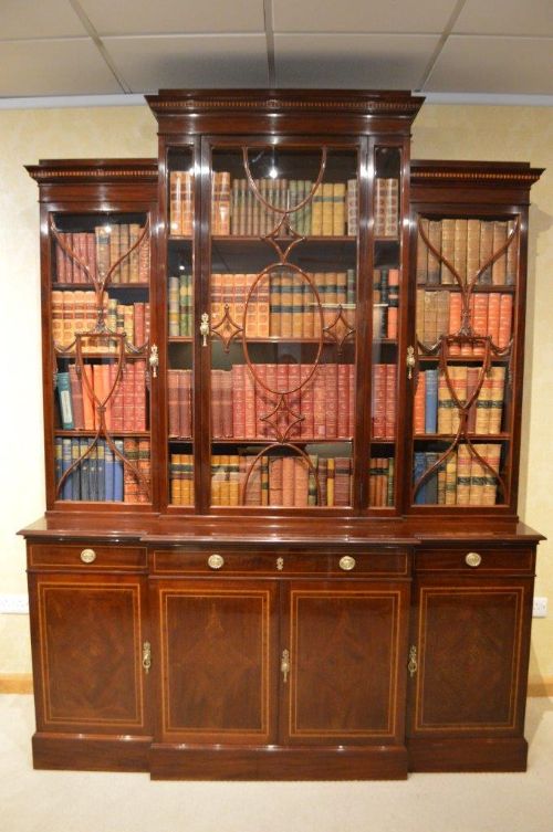 A Stunning Quality Mahogany Edwardian Period Breakfront Bookcase