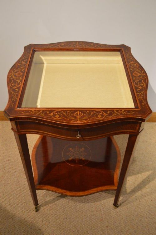 A Stunning Quality Mahogany Inlaid Bijouterie Cabinet by Edwards & Roberts of London