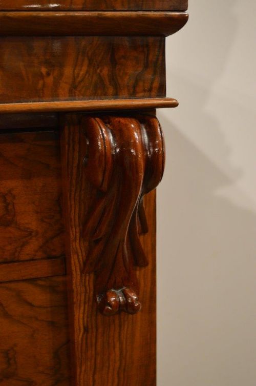 fig 1. A Stunning Quality Figured Walnut Victorian Period Wellington Chest
