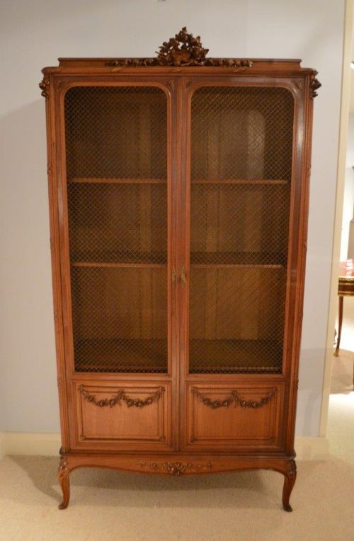 A High Quality Walnut French Two Door Antique Bookcase/cabinet