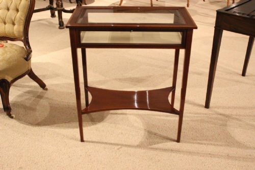 A Mahogany Edwardian Period Antique Bijouterie Cabinet