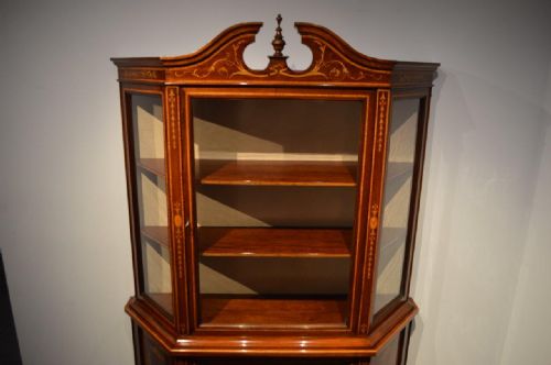 fig 1. A Beautiful Mahogany Inlaid Edwardian Period Display Cabinet By Edwards & Roberts