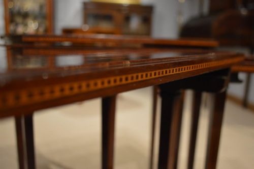 fig 1. A Mahogany Edwardian Period Antique Nest Of Tables
