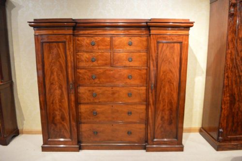 A Mahogany Early Victorian Period Antique Wardrobe