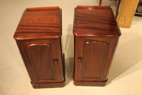 fig 1. A Quality Pair Of Mahogany Victorian Period Antique Bedside Cupboards