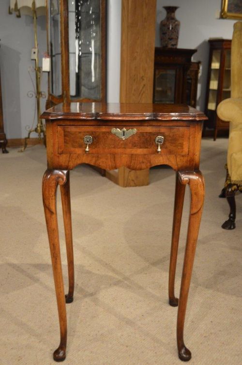 fig 1. A Burr Walnut 1920s George I Style Antique Side Table