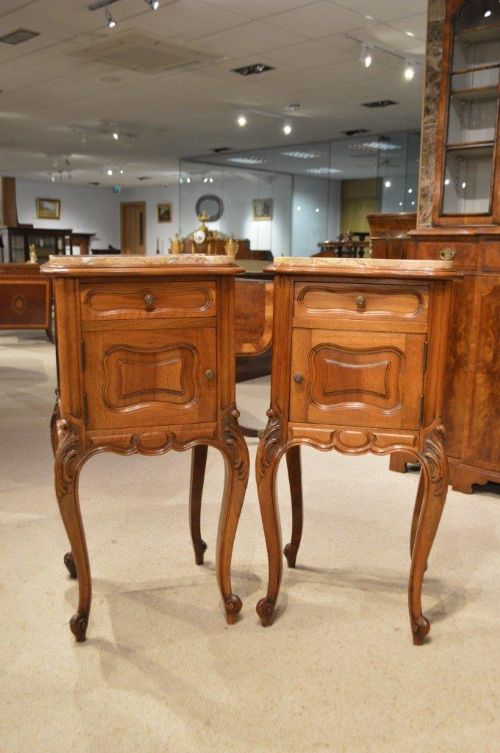 A Fine Pair of Walnut French Victorian Period Antique Bedside Cabinets