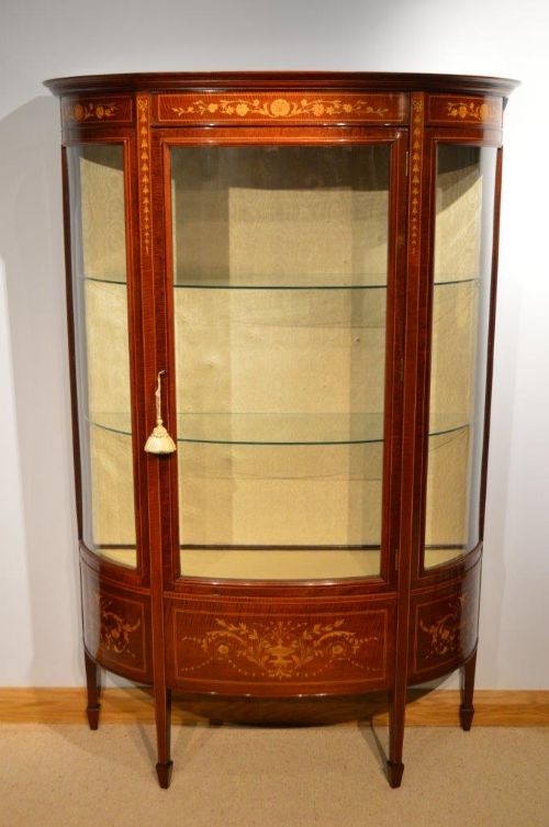 A Fine Quality Mahogany Inlaid Edwardian Period Display Cabinet