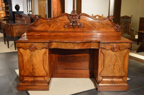 A Large Mahogany Early Victorian Period Antique Sideboard