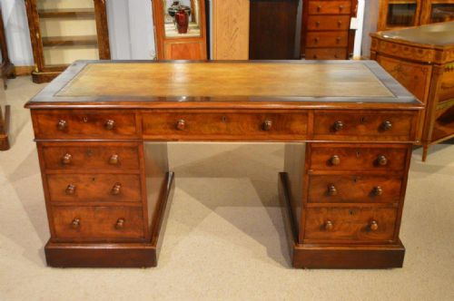 A Good Flame Mahogany Victorian Period Antique Pedestal Desk