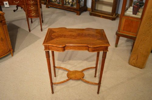 A Superb Quality Satinwood & Marquetry Inlaid Occasional Table by Maple & Co