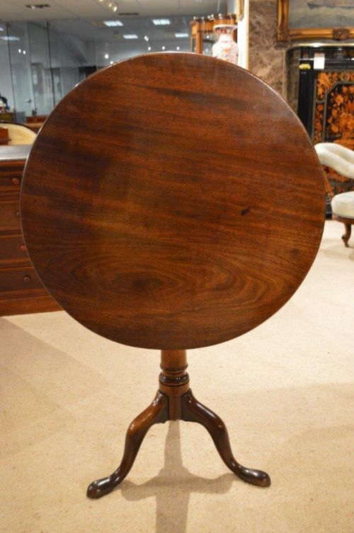 A Mahogany George III Period Circular Tilt Top Table