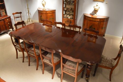 A Fine Mahogany Victorian Period Extending Dining Table