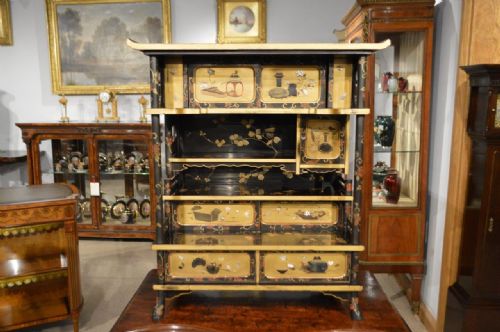 A Small Fine Quality Meiji Period Japanese Gold Lacquered Shodana
