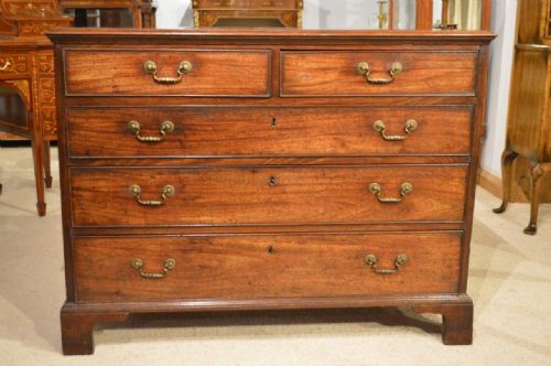 fig 1. A Good Mahogany George III Period Antique Chest Drawers