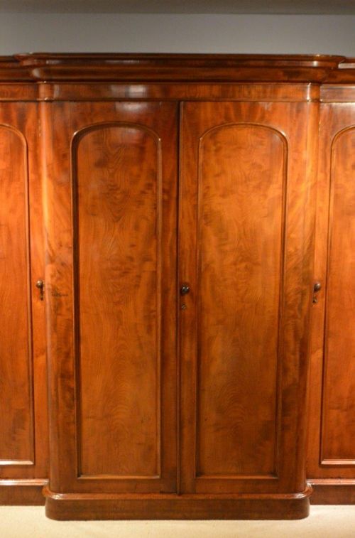 fig 1. A Good Mahogany Victorian Period Four Door Wardrobe