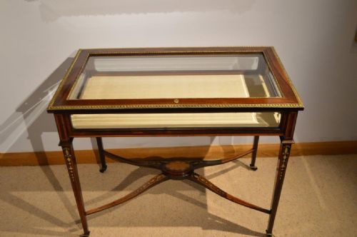 A Superb Quality Large Victorian Period Rosewood Inlaid Bijouterie Cabinet