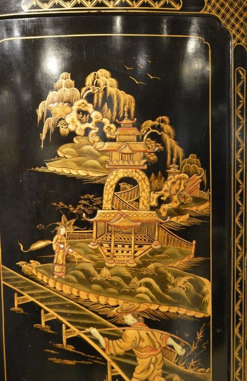 fig 1. A Beautiful Black Lacquer & Chinoiserie Edwardian Period Display Cabinet