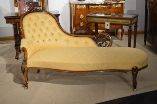 fig 1. A Walnut Victorian Period Antique Chaise Longue