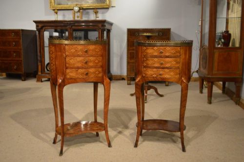 A Fine Pair of French Late 19th Century Kingwood Side/lamp/bedside Tables