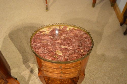 fig 1. A Fine Pair of French Late 19th Century Kingwood Side/Lamp/Bedside Tables