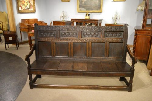 A Rare Oak Late 17th Century Westmorland Antique Settle