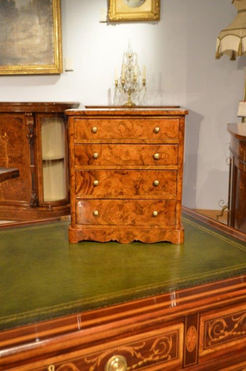A Burr Walnut Victorian Period Miniature/apprentice Chest of Drawers