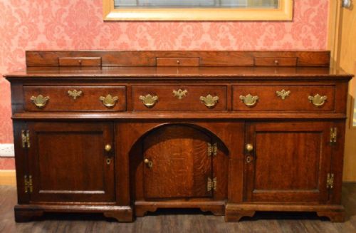 A Late 18th Century Oak Antique Dresser Base.