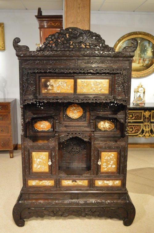A Japanese Meiji Period Carved Shodana