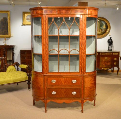 A Good Satinwood Edwardian Period Antique Display Cabinet.